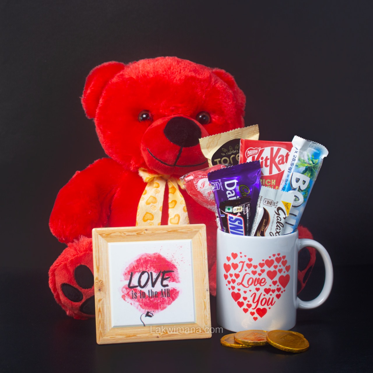 Hugs & Sweets Valentine's Gift Set